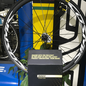RUEDAS MAVIC COSMIC ELITE disco tubeless